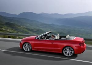 Audi RS5 Cabriolet 2012 года  (WW)